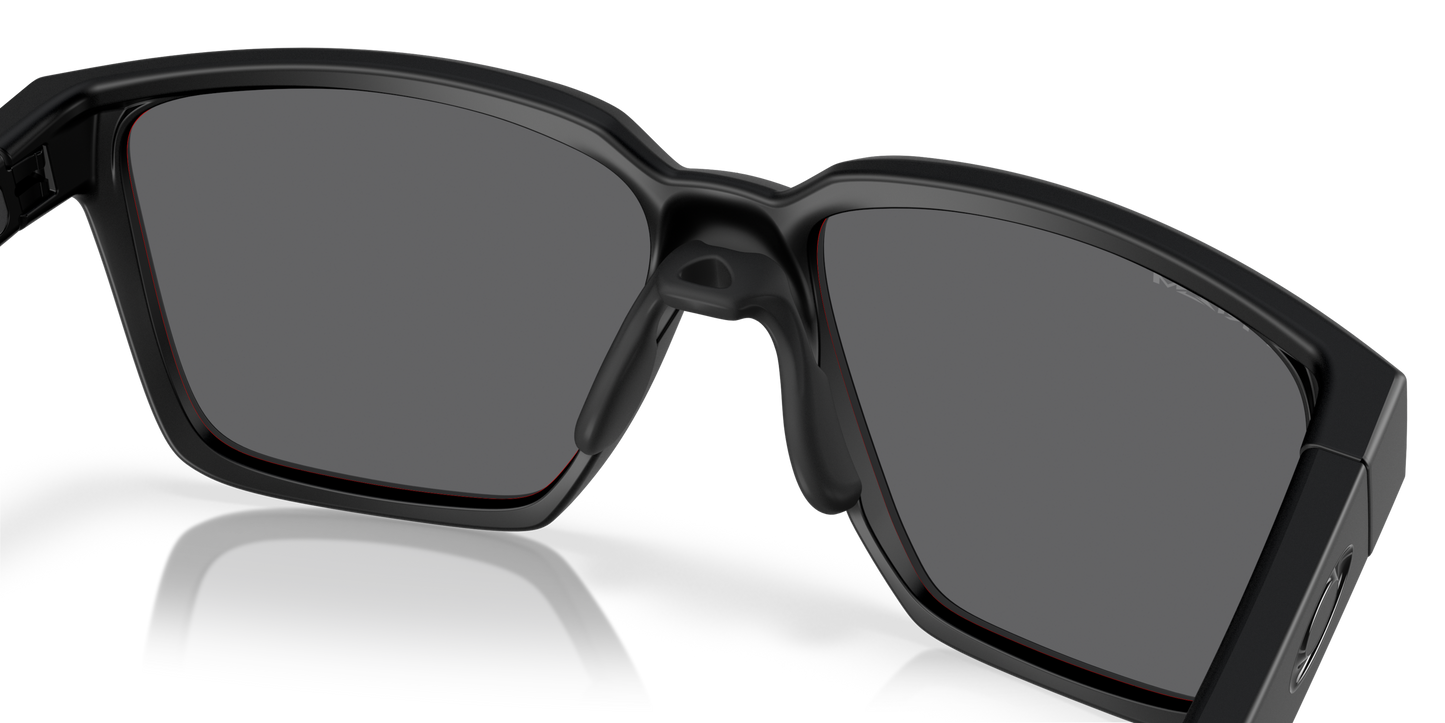 [Prizm Black Lenses, Matte Black Frame]