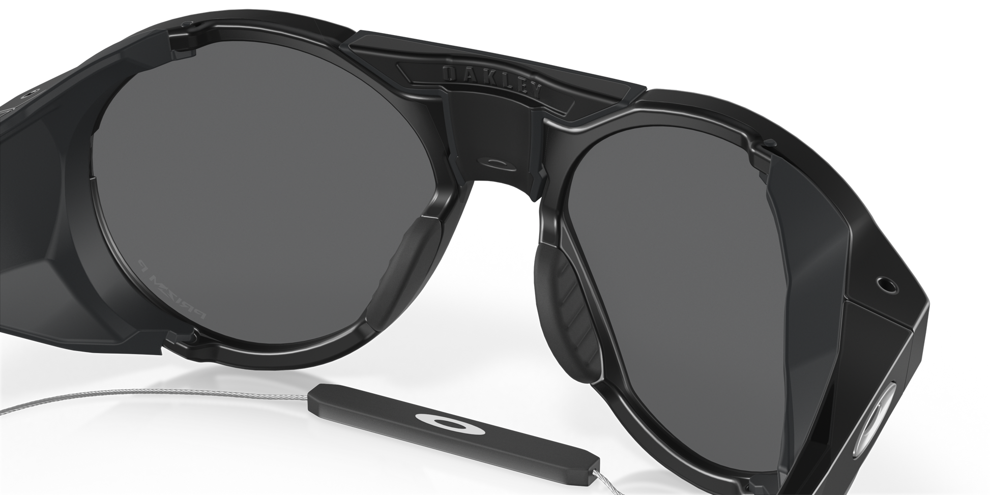 [Prizm Black Polarized Lenses, Matte Black Frame]