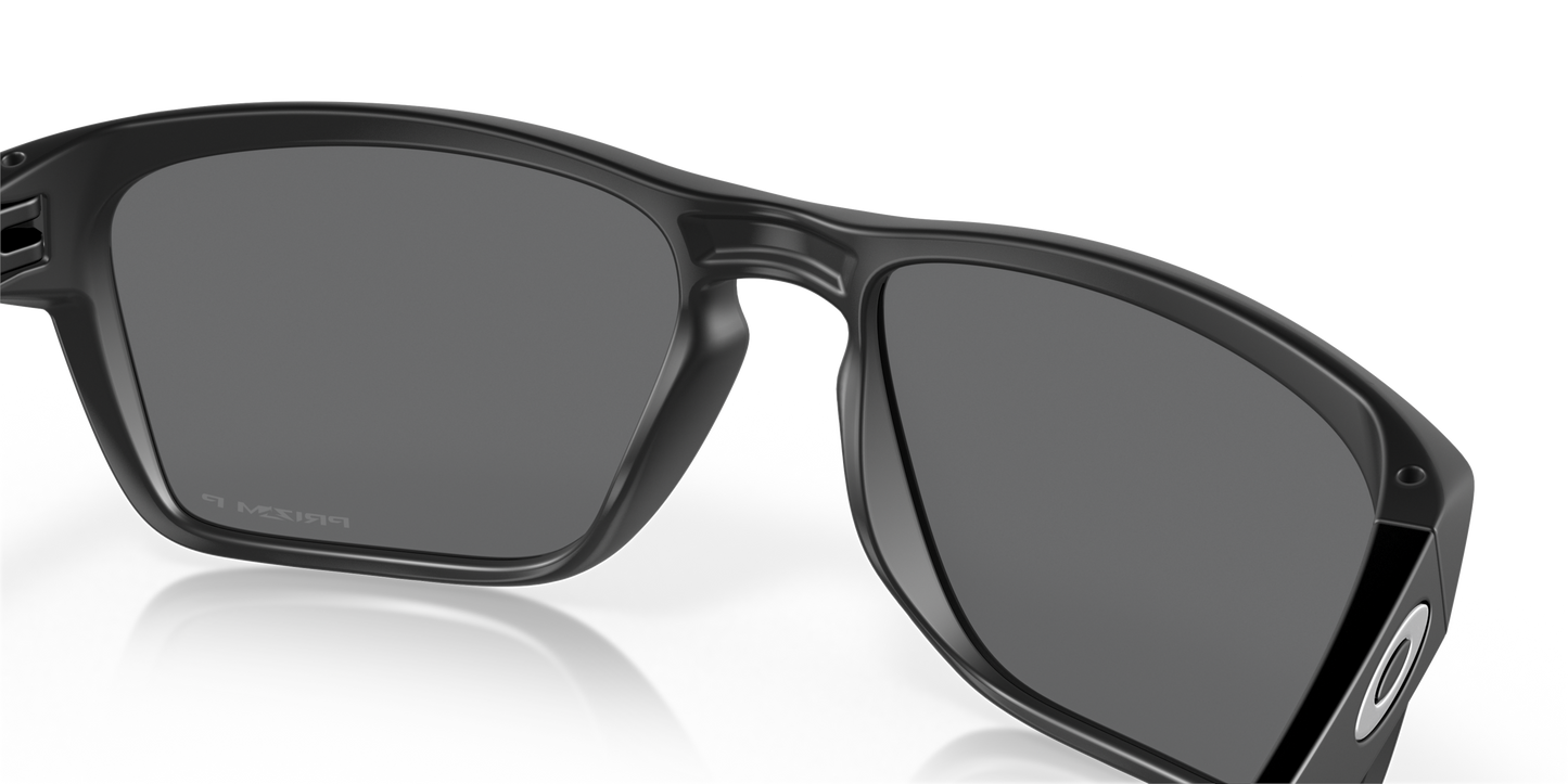 [Prizm Black Polarized Lenses, Matte Black Frame]
