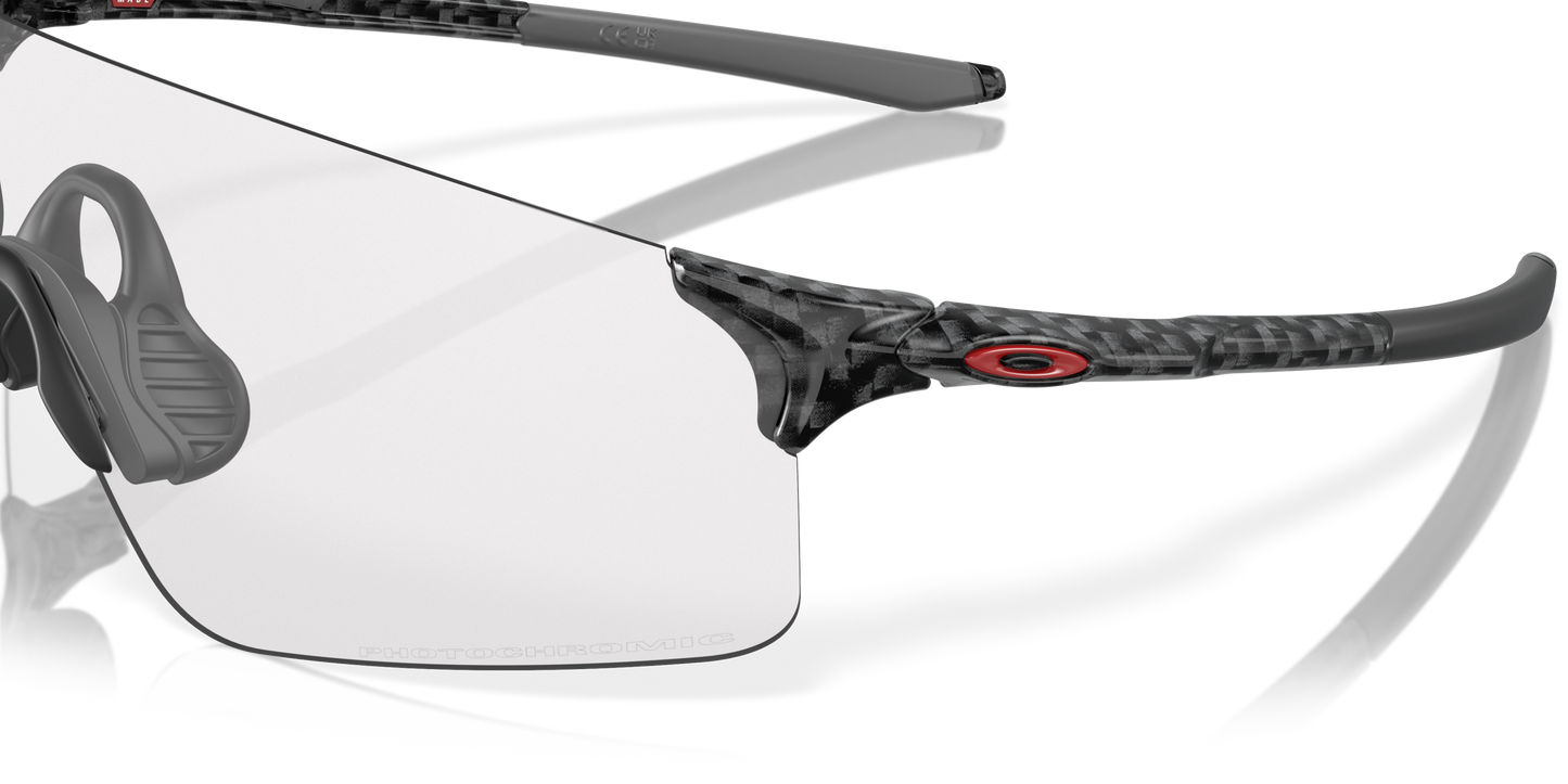 [Clear To Black Iridium Photochromic Lenses, Carbon Fiber Frame]