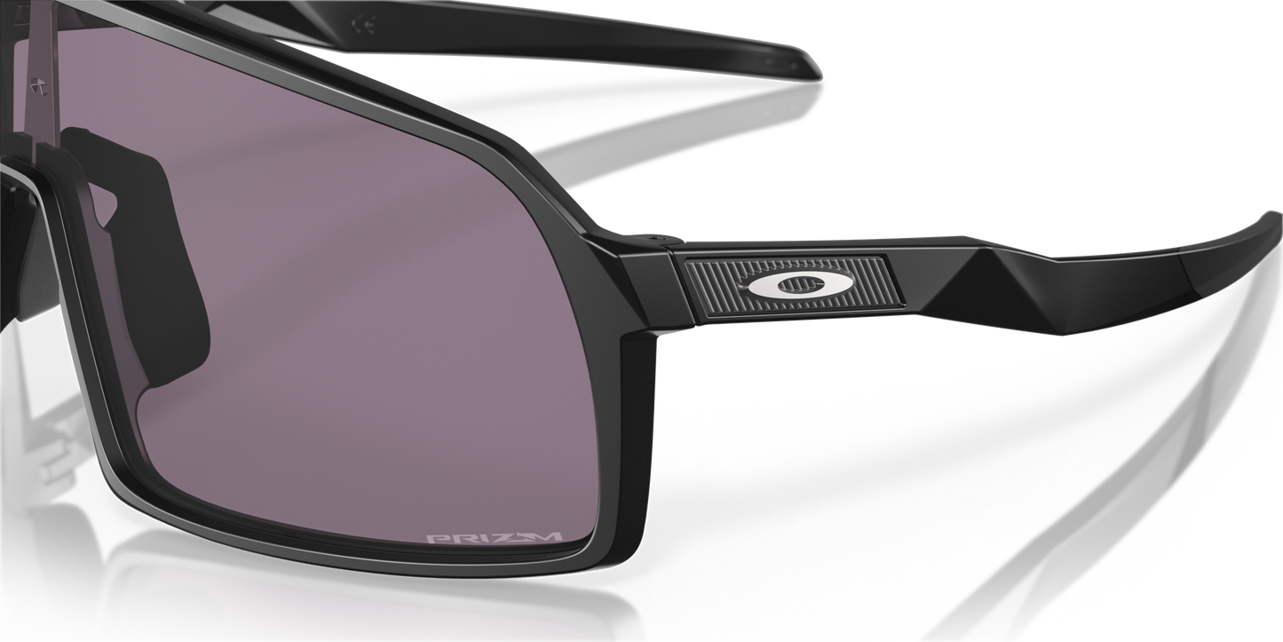 [Prizm Grey Lenses, Matte Black Frame]