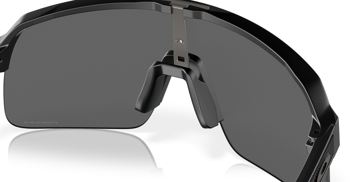 [Prizm Black Lenses, Matte Black Frame]