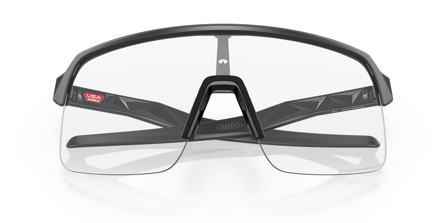 [Clear To Black Iridium Photochromic Lenses, Matte Carbon Frame]