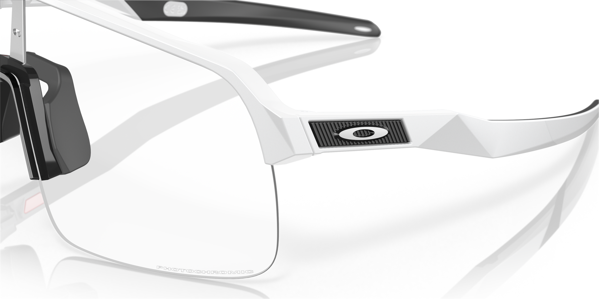 [Clear To Black Iridium Photochromic Lenses, Matte White Frame]
