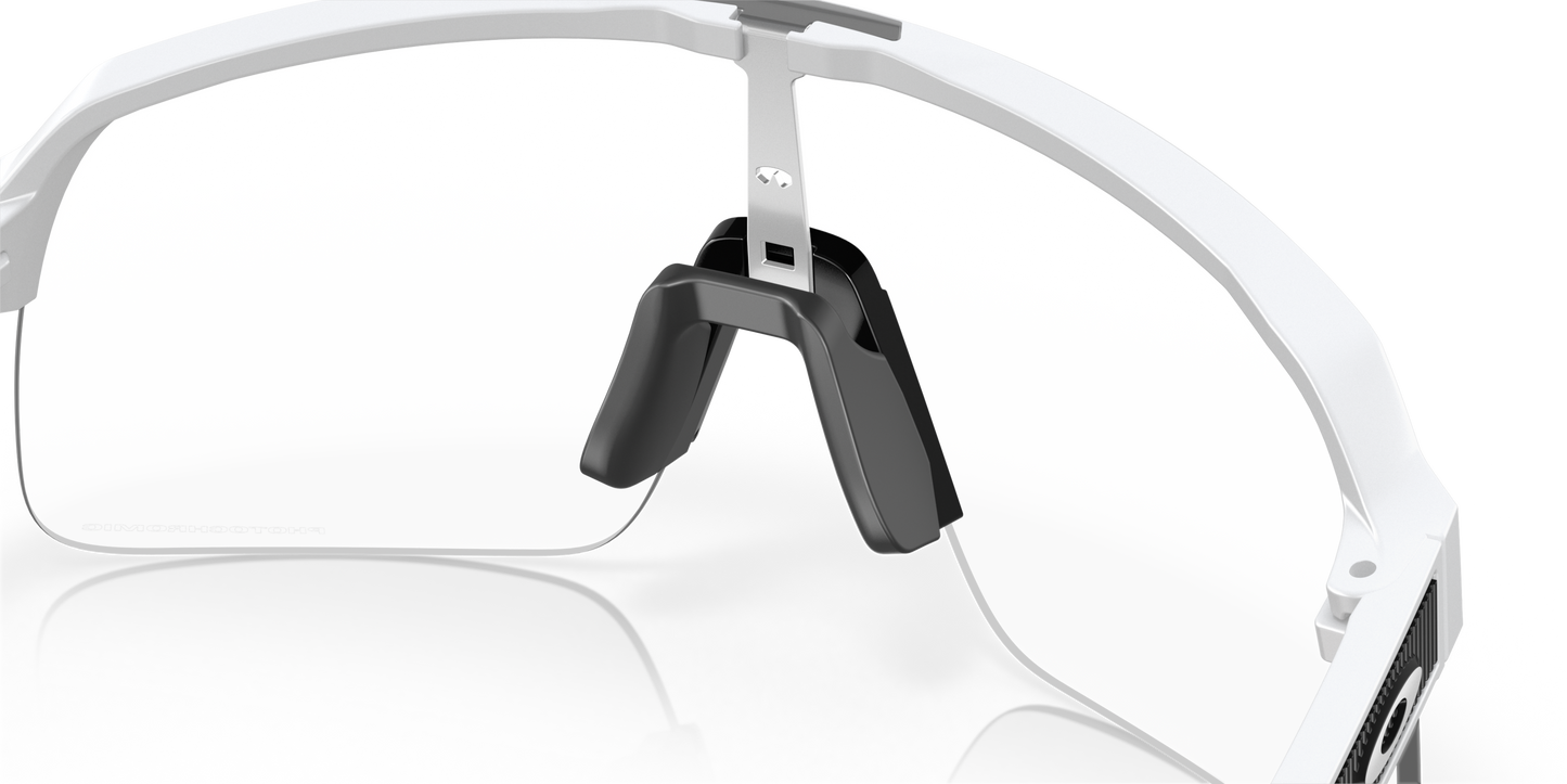 [Clear To Black Iridium Photochromic Lenses, Matte White Frame]