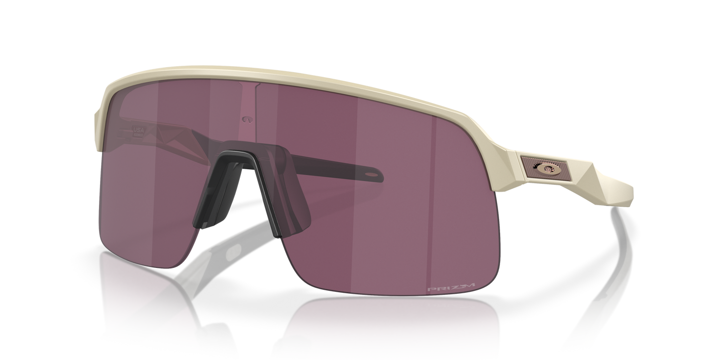 [Prizm Road Black Lenses, Matte Sand Frame]