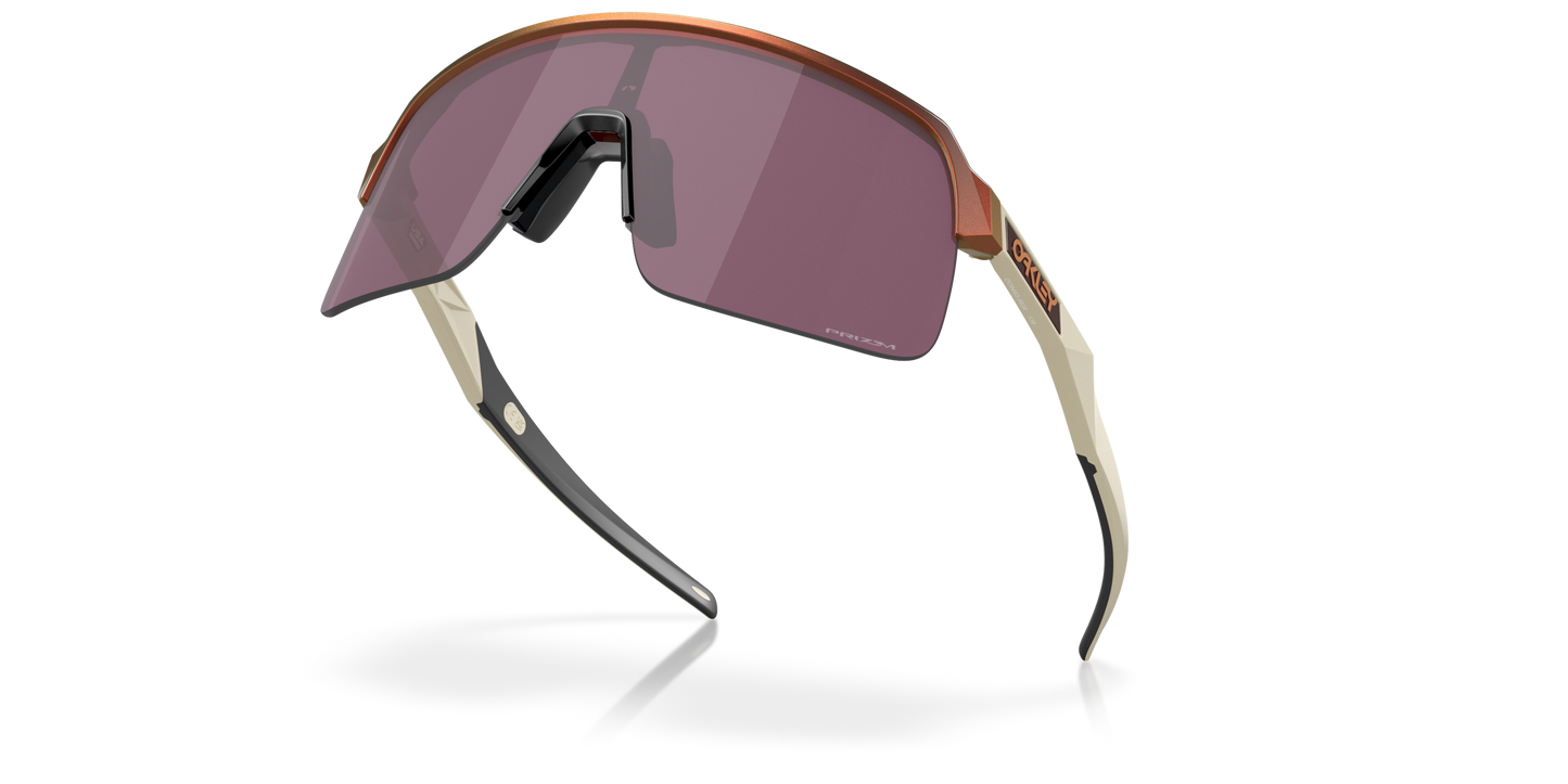 [Prizm Road Black Lenses, Matte Red Gold Colorshift Frame]