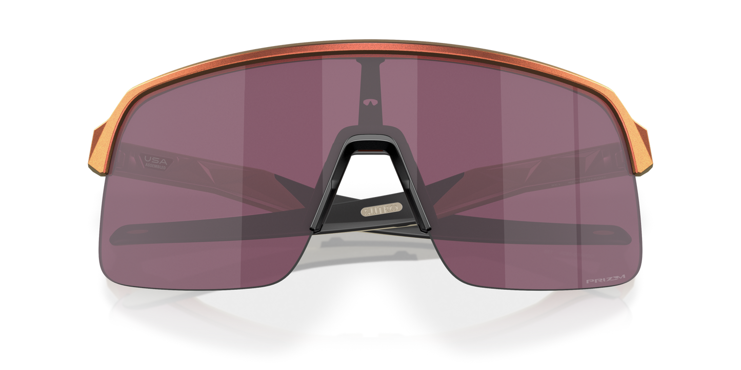 [Prizm Road Black Lenses, Matte Red Gold Colorshift Frame]