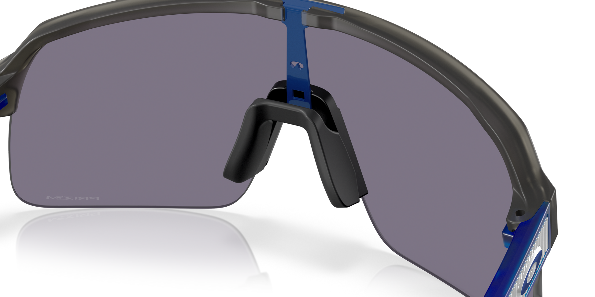 [Prizm Grey Lenses, Matte Grey Smoke Frame]