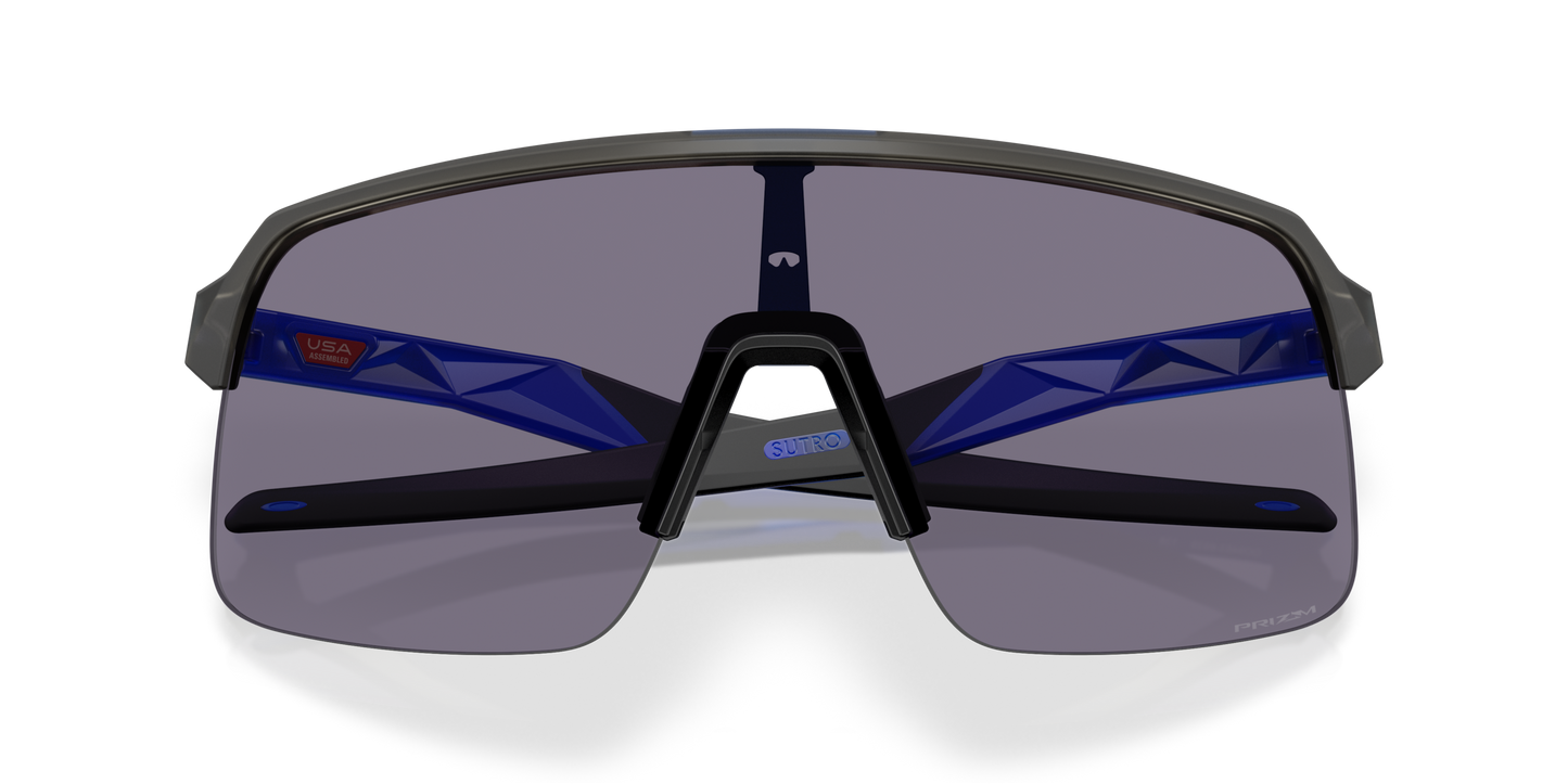 [Prizm Grey Lenses, Matte Grey Smoke Frame]