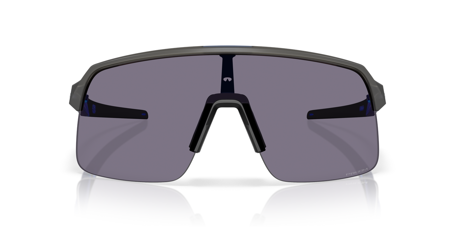 [Prizm Grey Lenses, Matte Grey Smoke Frame]