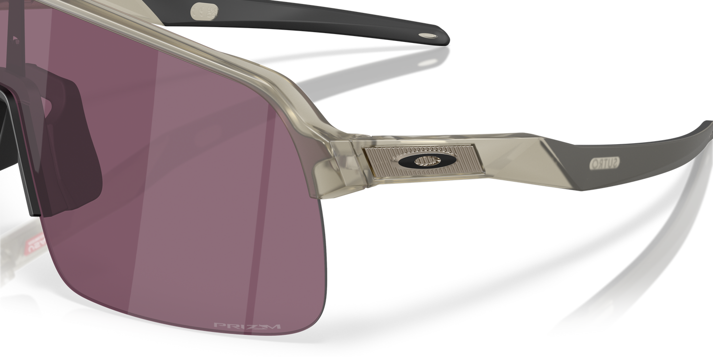 [Prizm Road Black Lenses, Matte Grey Ink Frame]