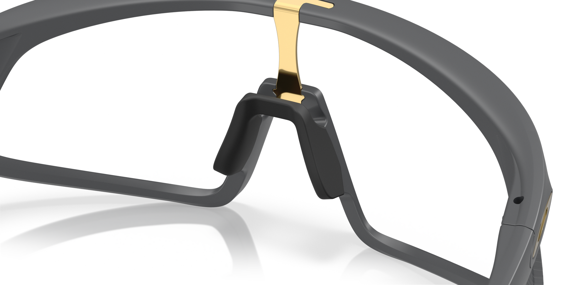 [Clear To Black Iridium Photochromic Lenses, Matte Carbon Frame]