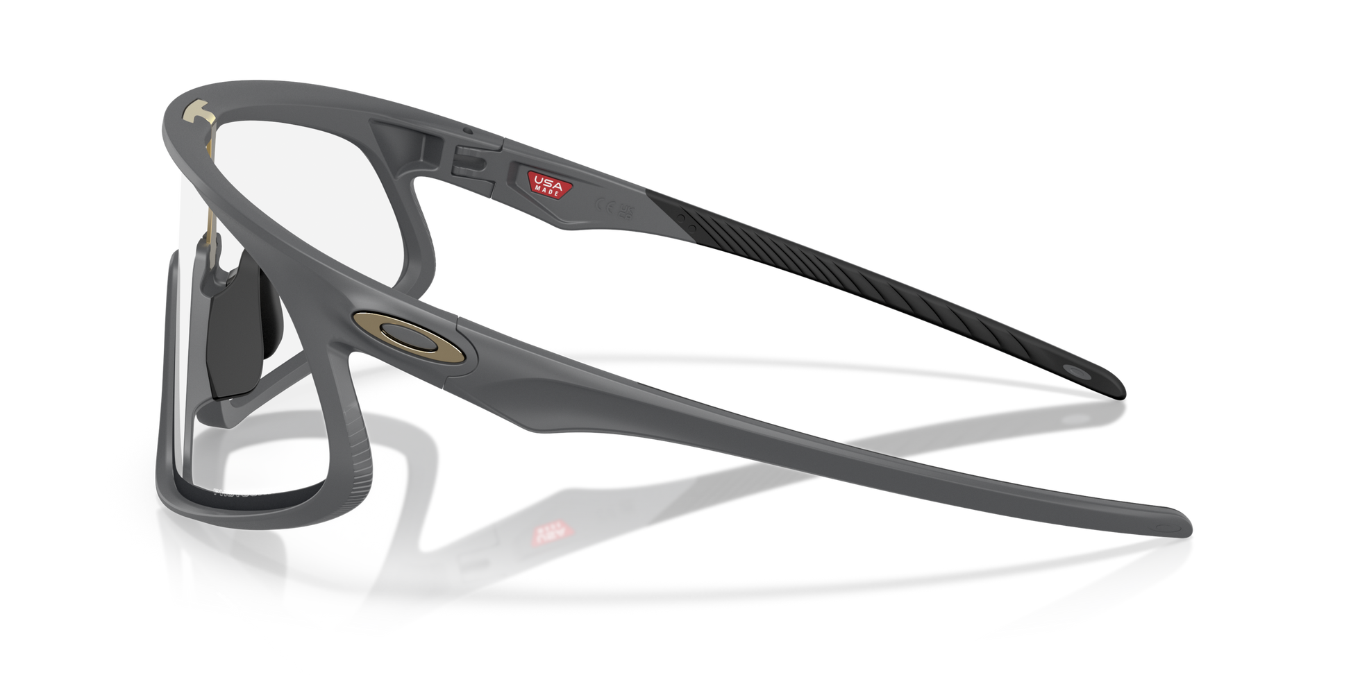 [Clear To Black Iridium Photochromic Lenses, Matte Carbon Frame]