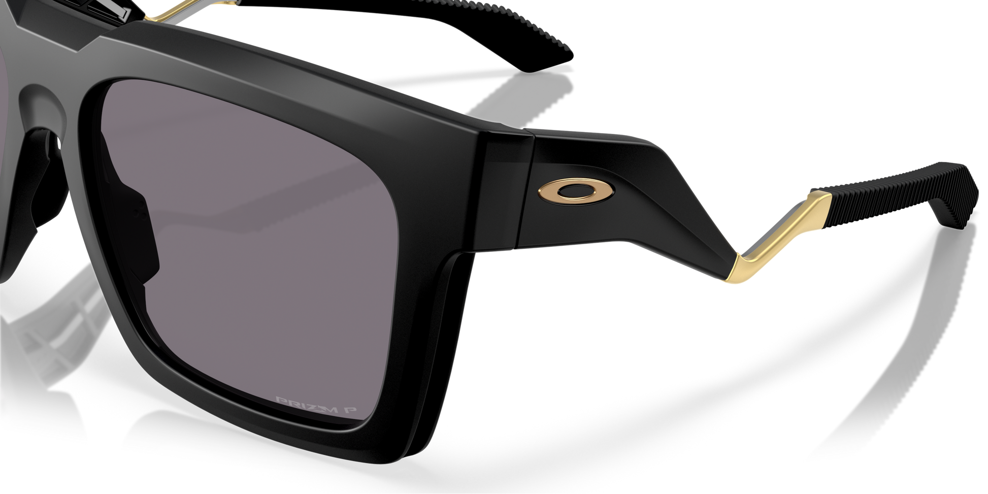 [Prizm Grey Polarized Lenses, Matte Black Frame]
