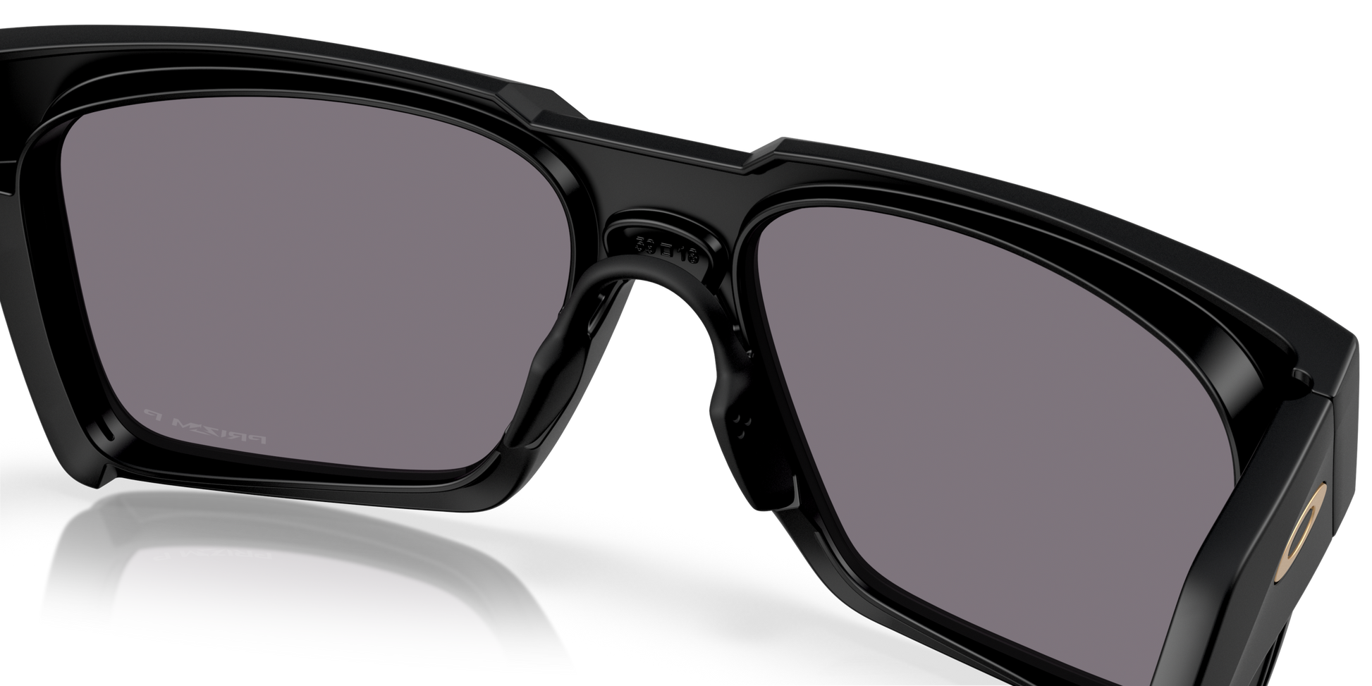[Prizm Grey Polarized Lenses, Matte Black Frame]