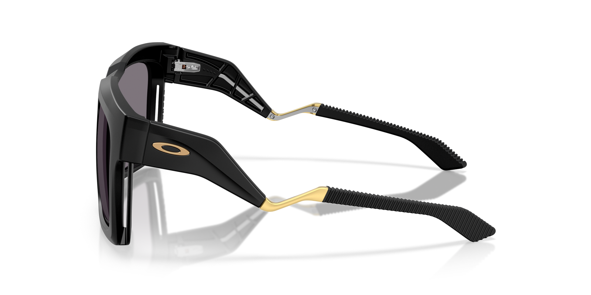 [Prizm Grey Polarized Lenses, Matte Black Frame]