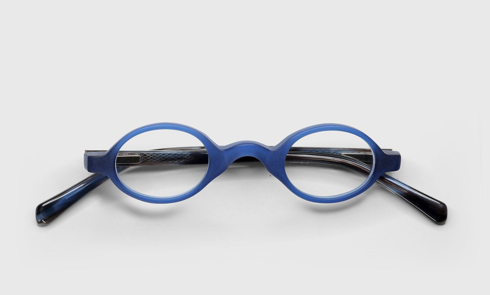 [09 - Matte Blue Front and Blue with Brown Horn Temples]