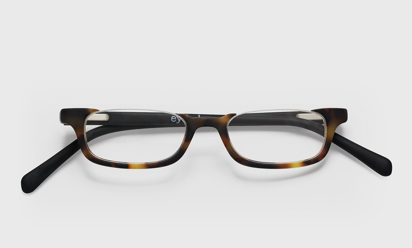 [18 - Tortoise Front with Black Temples in a Matte Finish]