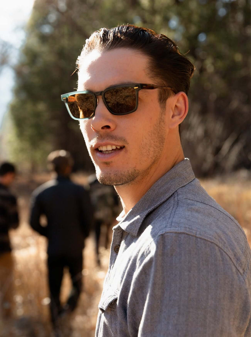 [Cirus / Vibrant Brown Polarized]