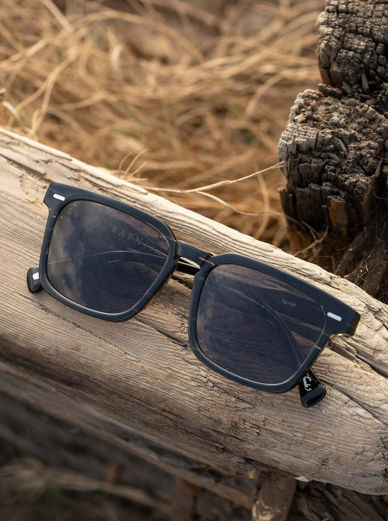 [Split Moab Tortoise / Green Polarized]