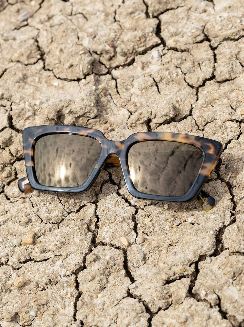 [Recycled Black / Smoke Polarized]