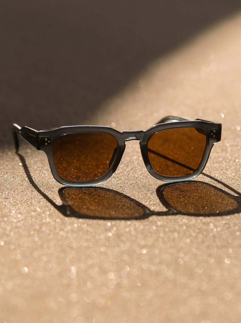 [Absinthe / Vibrant Brown Polarized]