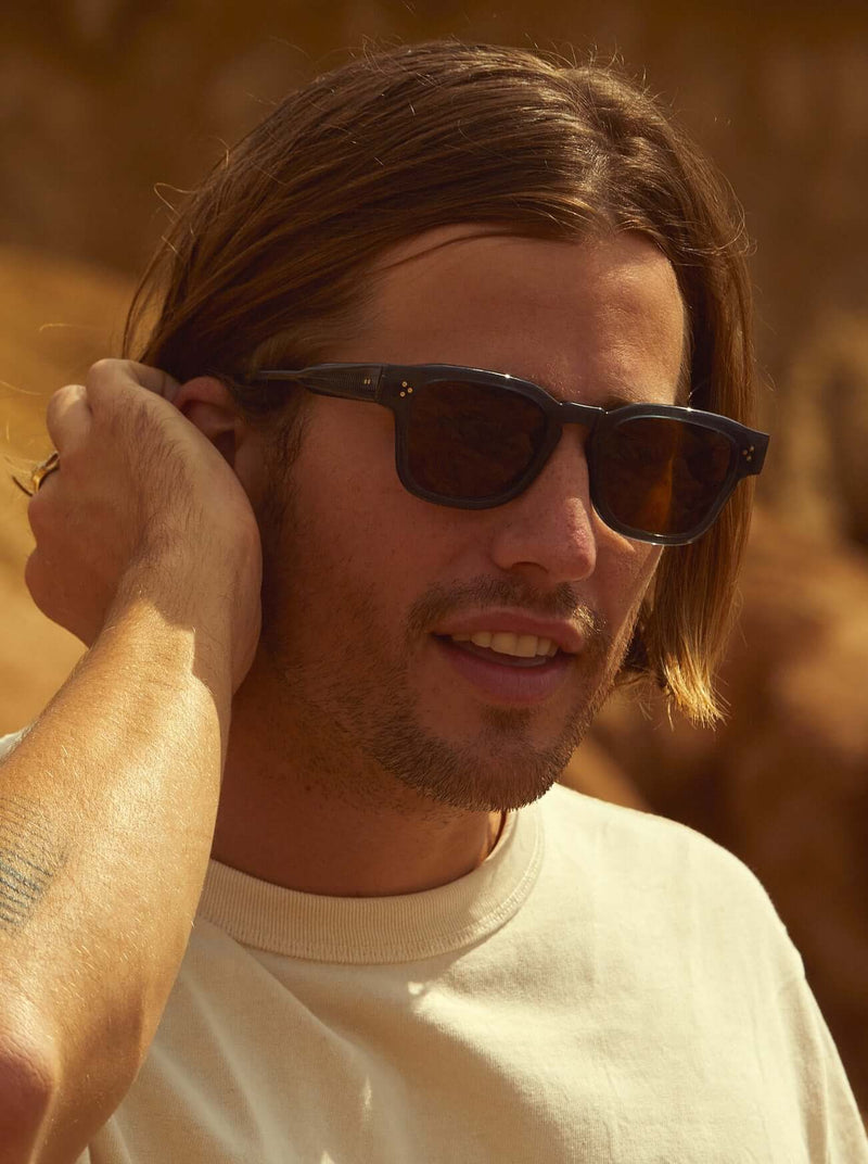 [Absinthe / Vibrant Brown Polarized]