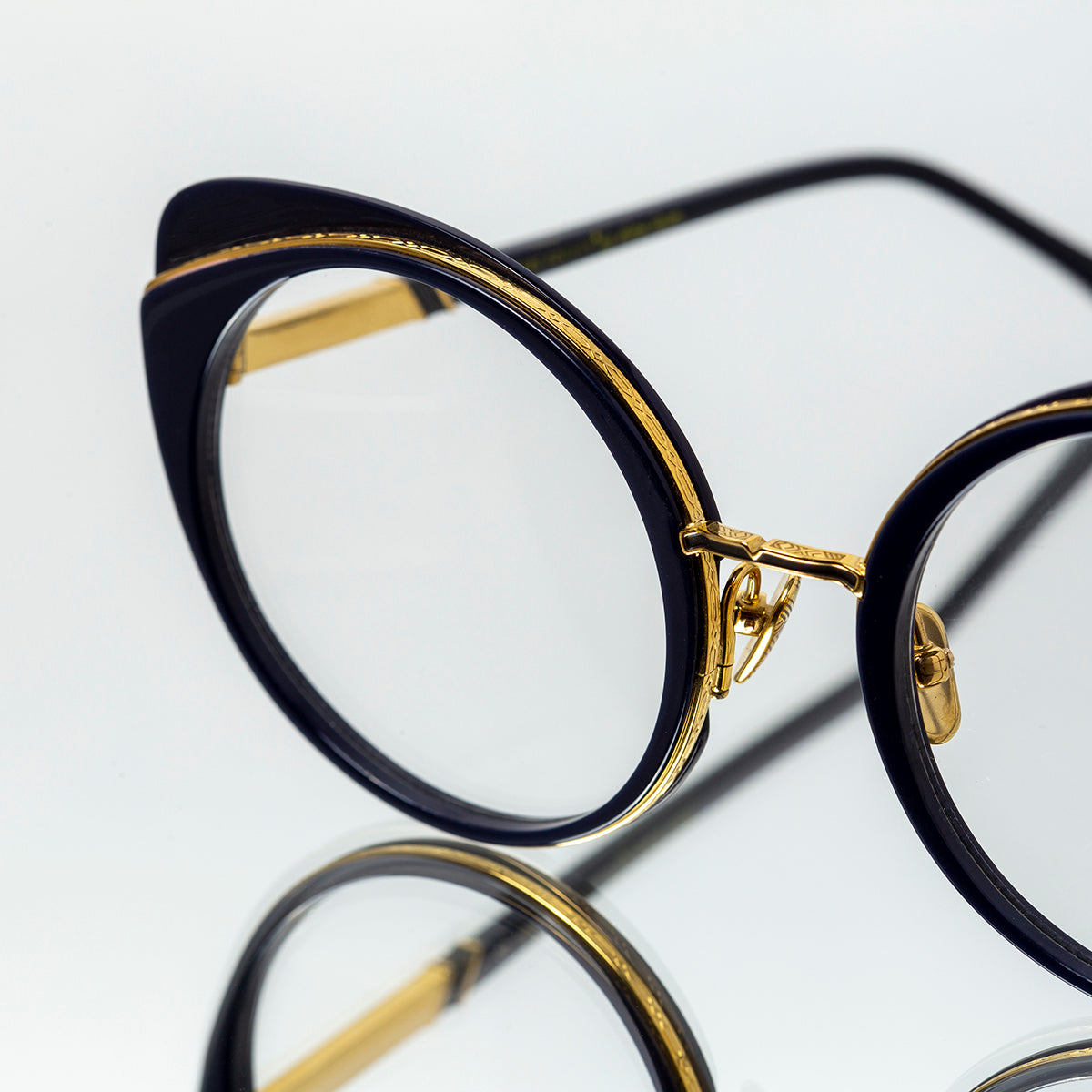 [Champagne / 18K Gold]