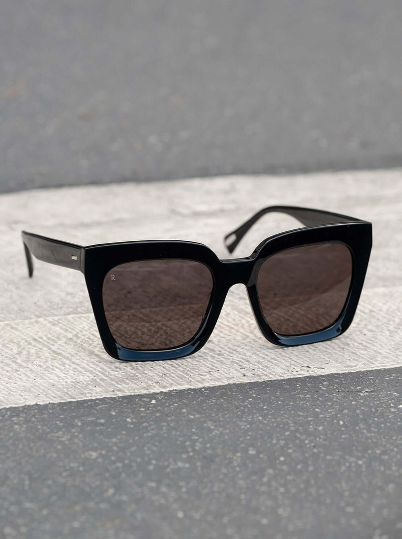 [Recycled Black / Dark Smoke Polarized]