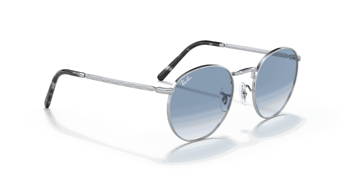 [Clear Gradient Blue Lenses, Polished Silver Frame]