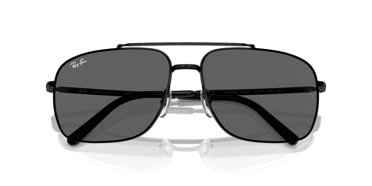 [Dark Grey Lenses, Polished Black Frame]