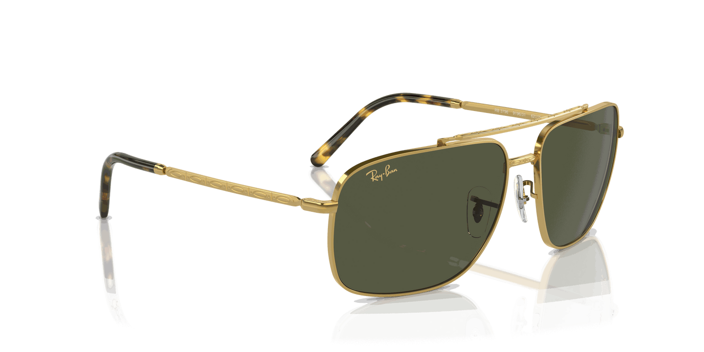 [Green Lenses, Polished Gold Frame]