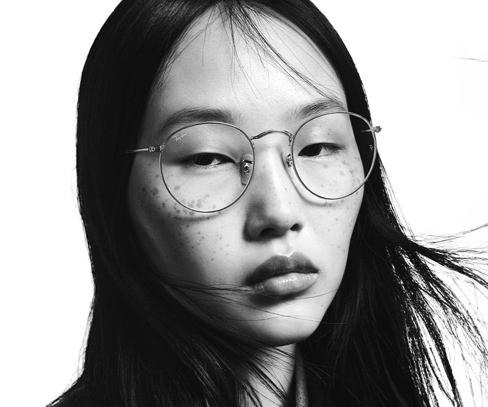 [Clear Lenses, Polished Black On Gold Frame]