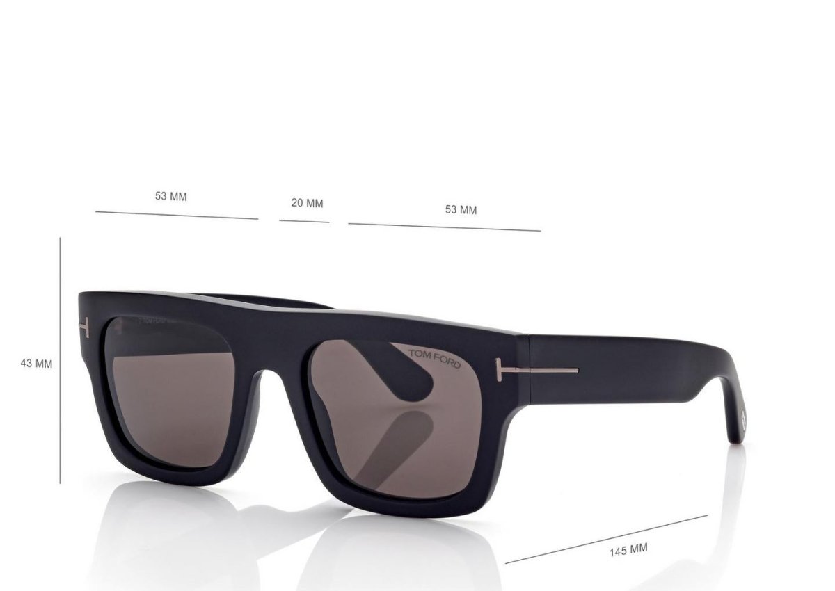 Tom Ford FT0711 - Specs Eyewear
